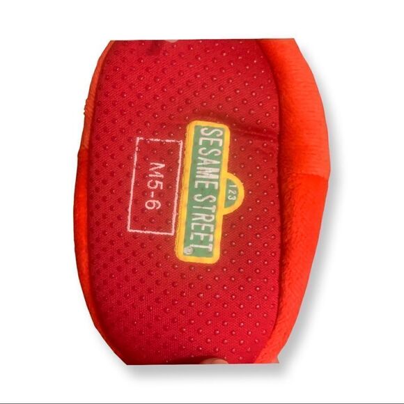 NWT Sesame Street Boys/Girls Toddlers Slippers    - Picture 9 of 12